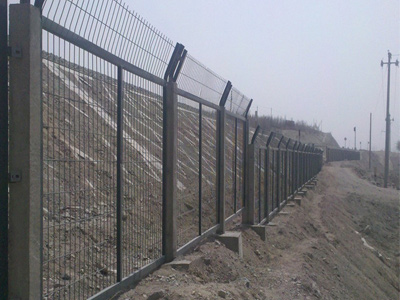 鐵路護欄網(wǎng) 鐵路護欄網(wǎng)